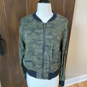 Sanctuary Camo Jacket Size M
